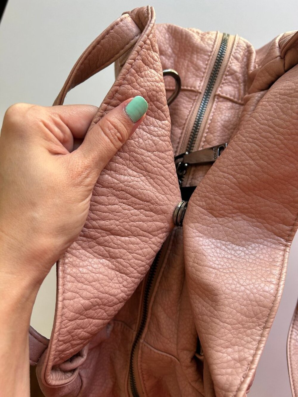 Designer Bag CoLab brand Beautiful blush pink slouchy shoulder softcomfy leather - Picture 5 of 11